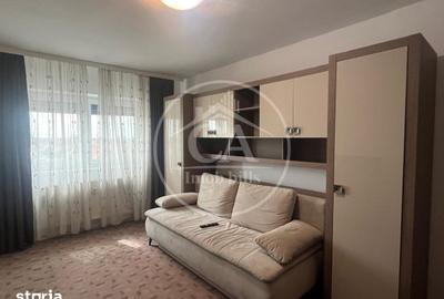 Apartament cu 3 camere decomandat în Salca - 5