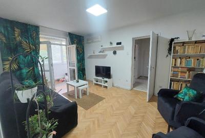 Apartament cu 2 camere semidecomandat, mobilat în Titan