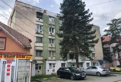 Garsonieră decomandată în Central - 1