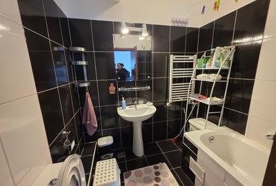 Apartament cu 2 camere semidecomandat, mobilat în 1 Decembrie 1918 - 2