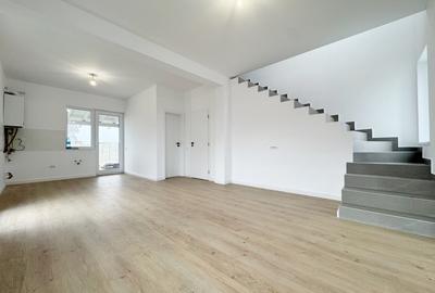 Duplex 3 camere, 72mp utili, 24mp terasa, 310mp teren -Sag