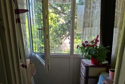 Apartament 2 camere et 3 4 - 2