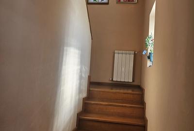 Casă cu 4 camere în Central - 6