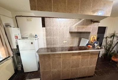 Apartament cu 3 camere decomandat în Central - 2