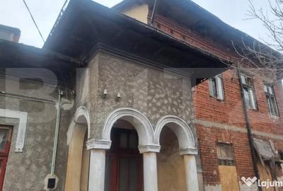 Casă cu 4 camere cu Teren 287 Mp în Lupeni - 5