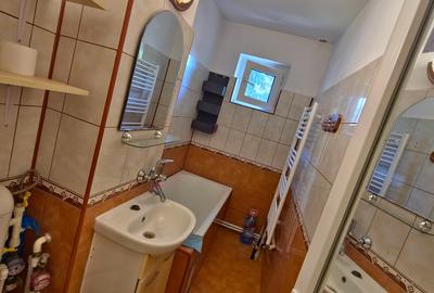 Groapă Inel II 3 Camere  Etaj 1  Semidecomandat  Centrală Gaz  Mobilat - 9