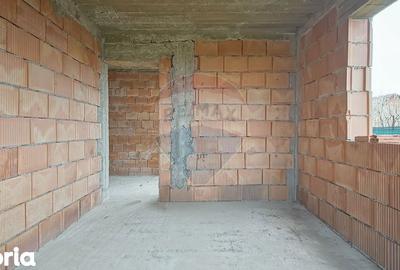 Casă cu 6 camere cu Teren 500 Mp în Feldioara - 11