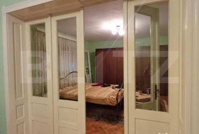 Casă cu 5 camere cu Teren 1085 Mp în Călărași - 16
