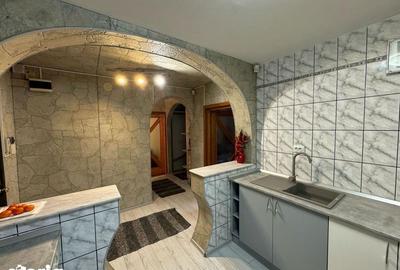 Apartament cu 3 camere decomandat, mobilat în Dârste - 1