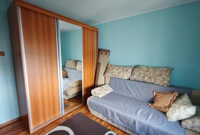 Inel II - Dezrobirii - 3 camere decomandate - 2 bai - centrala gaze- 500 euro - 18