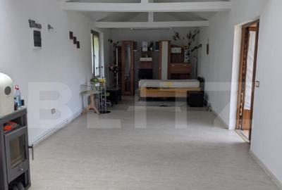 Garsonieră decomandată, mobilată în Tărlungeni - 2