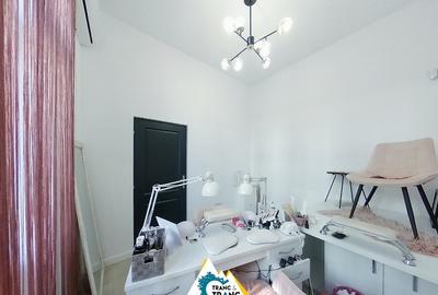 Salon inchiriat Afacere la cheie pe B-dul Revolu?iei, Arad - 2