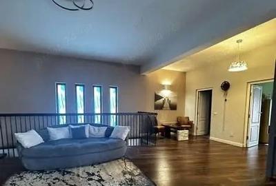 Casă cu Teren 7 Mp în Central