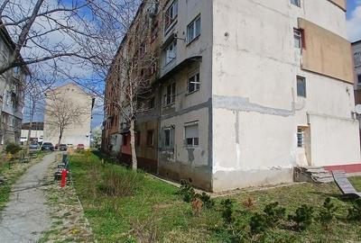 Garsonieră decomandată în Central - 8