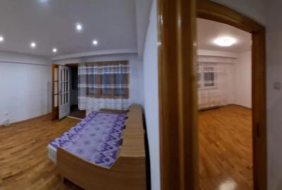 Apartament 3 camere 2 bai etaj 1 - 4