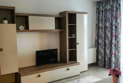 Apartament cu 2 camere decomandat în Central - 1