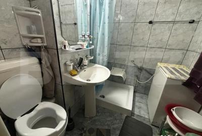 Apartament cu 2 camere semidecomandat, mobilat în Micro 16