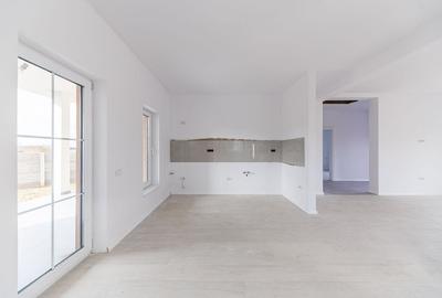 Casa individuala + garaj/apartament - 15