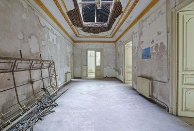 Spațiu comercial, de 580 mp, în P-ța Romană - 22