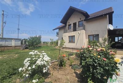 Vila 5 camere regie proprie cu gradina/garaj in Bacu (Joita)