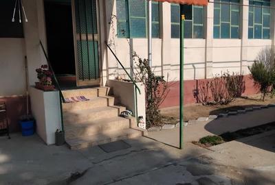 Casă cu 4 camere în Central - 4