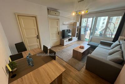 Apartament cu 2 camere semidecomandat în P-ța Romană