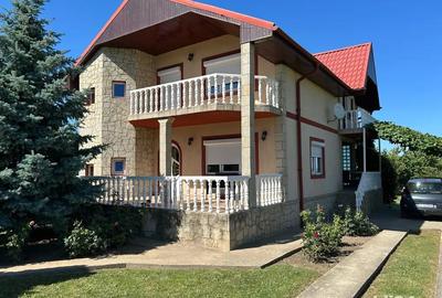 Casă cu 5 camere în Central - 8