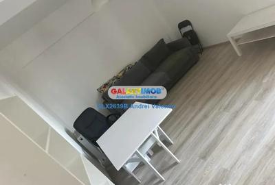 Apartament cu 2 camere decomandat în Berceni