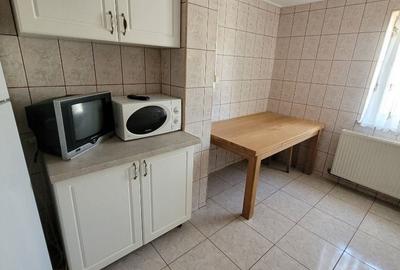 Apartament cu 3 camere decomandat în Bere - 10