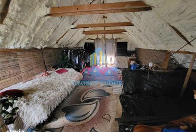 Casă cu 2 camere în Olteni - 8