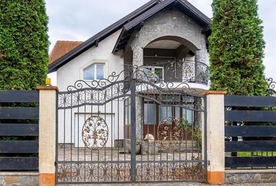 Casă individuală cu 6 camere în Sânpetru
