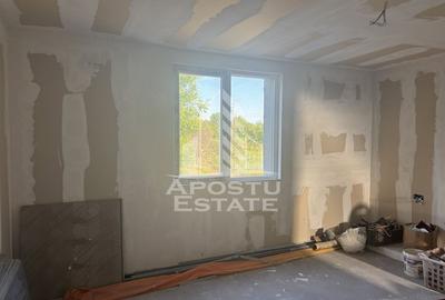 Casă cu 4 camere cu Teren 2878 Mp în Suștra - 7