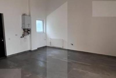 Piata Abator, posibilitate parcare , vizibilitate buna - 2