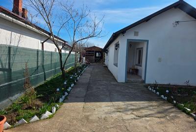 Casă individuală cu 4 camere cu Canalizare în Central - 16