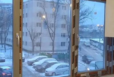 Apartament cu 2 camere decomandat în Nicolina - 3