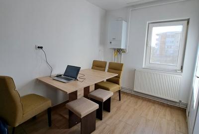 Apartament cu 3 camere decomandat în Central - 2
