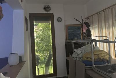 Casă cu 4 camere cu Teren 1700 Mp în Exterior Vest - 2