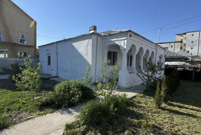 Casă cu 4 camere cu Teren 550 Mp în Central - 3