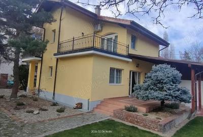 Casă în Central - 39