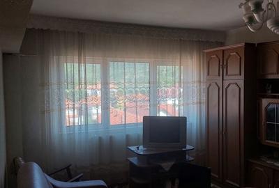 Apartament cu 2 camere decomandat în Central - 3