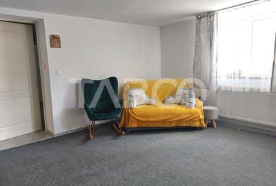 Casa de vanzare 6 camere 260 mp gradina zona foarte linistita Cisnadie - 3