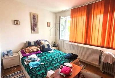 SAGULUI - BLOC IZOLAT - ETAJ 3 LIFT - 3 cam - 2 bai - debara - centrala proprie - 4