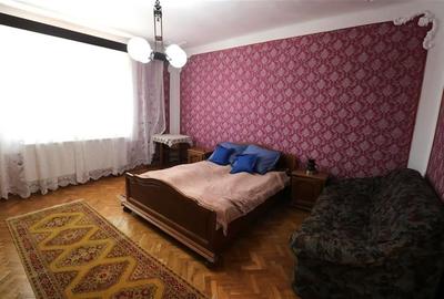 Casa de inchiriat, curte proprie, zona Modern - 11