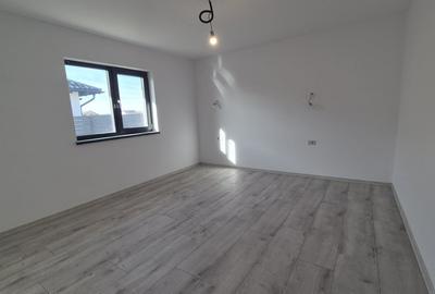 Case 4 camere TiP PARTER Bradu | 400 mp teren - 9