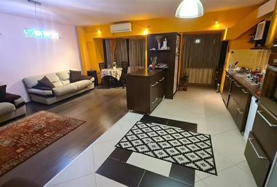 Apartament cu 3 camere decomandat în Păcurari - 1