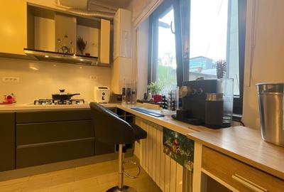 Inchiriere 3 camere - Decebal - bloc boutique - 3