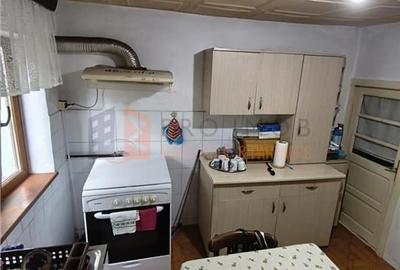 Casa tip parter zona Centru - 11