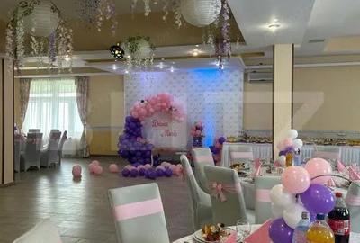 Spațiu comercial, de 1,600 mp, în Central - 11