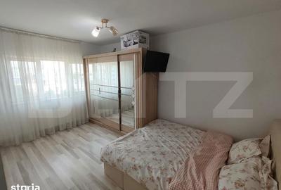 Apartament cu 3 camere în Micro 6 - 4