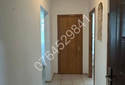 Apartament cu 2 camere semidecomandat, mobilat în 1 Mai - 3
